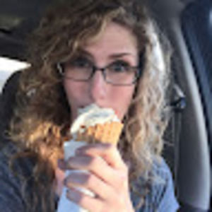 Meet your Posher, Stacy